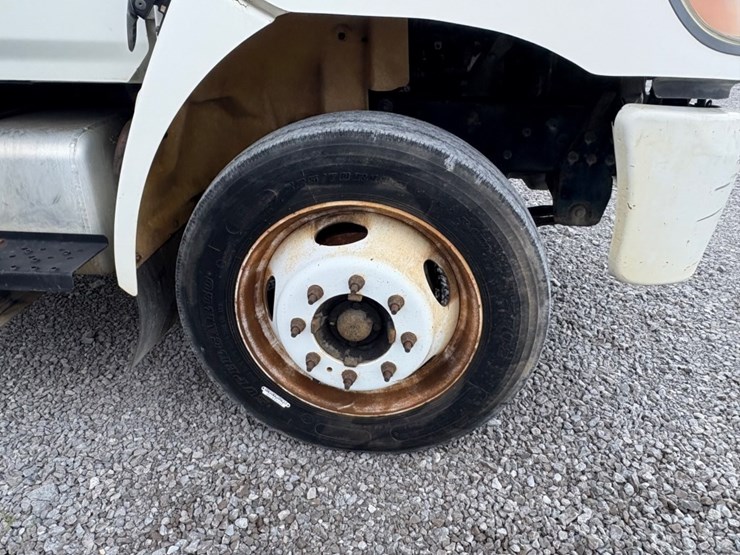 #29361-•-2009-hino-single-axle-box-truck-image-17