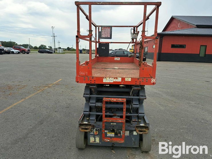 2013-skyjack-sjiii4632-image-2