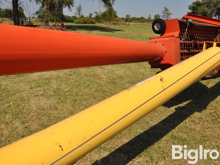 westfield-mk100-71-10"x71'-swing-away-auger-image-14