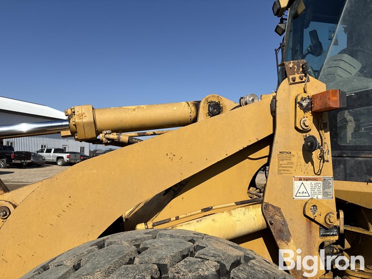 2002-caterpillar-938g-image-19