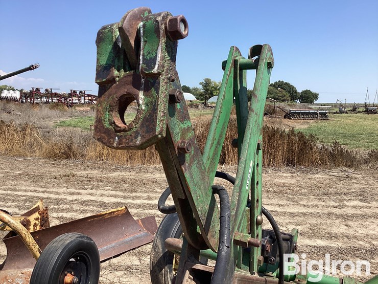 john-deere-12-image-9