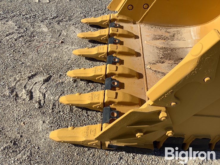 2024-caterpillar-336-image-10