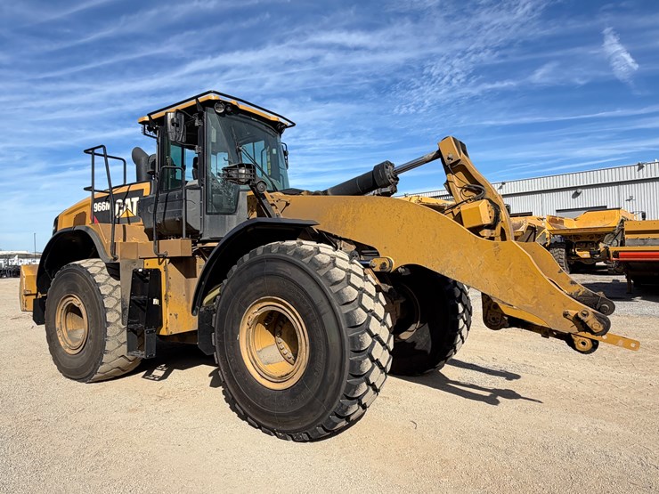 caterpillar-966m-image-3