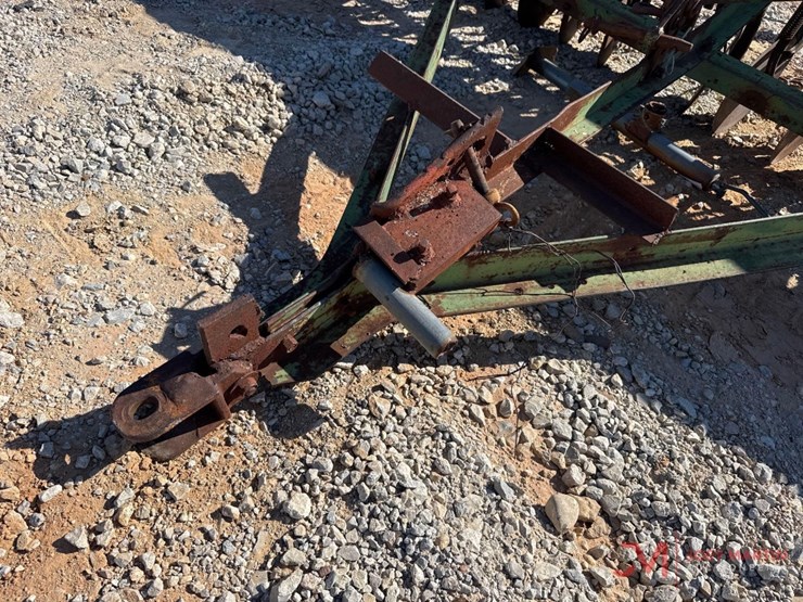 john-deere-18-image-7