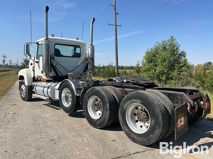 2007-mack-chn613-image-7
