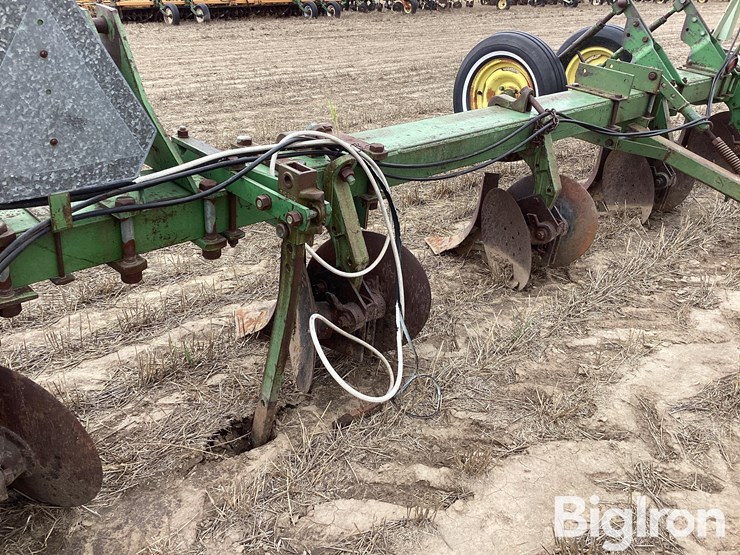 john-deere-25-image-18