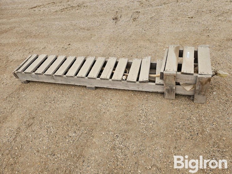 new-holland-l785-image-6