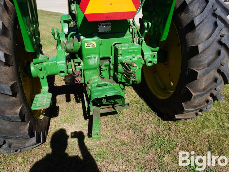 1957-john-deere-720-image-9