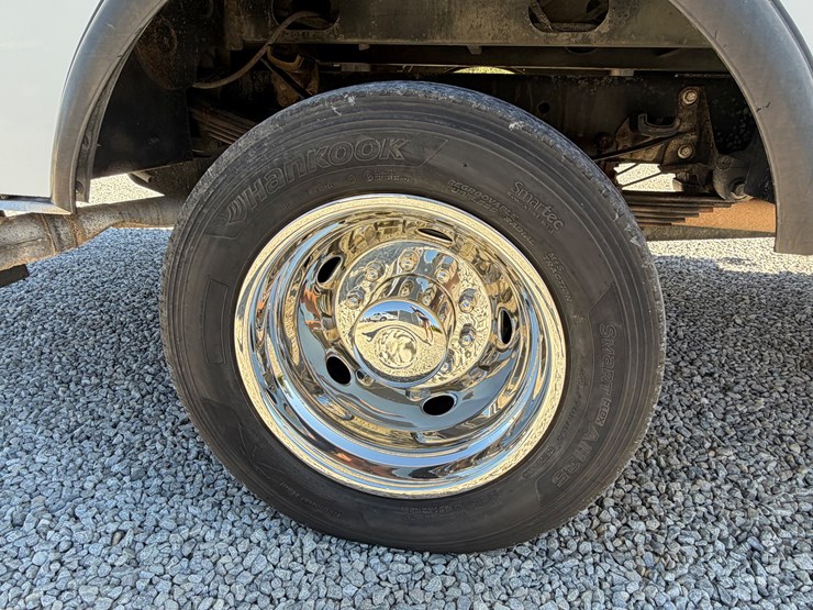 2017-ford-f450-xl-image-13