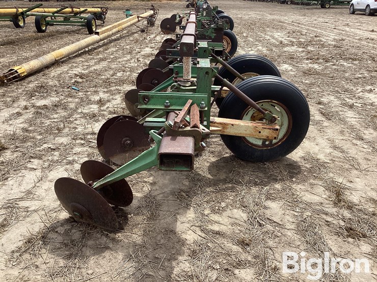 john-deere-28-image-4