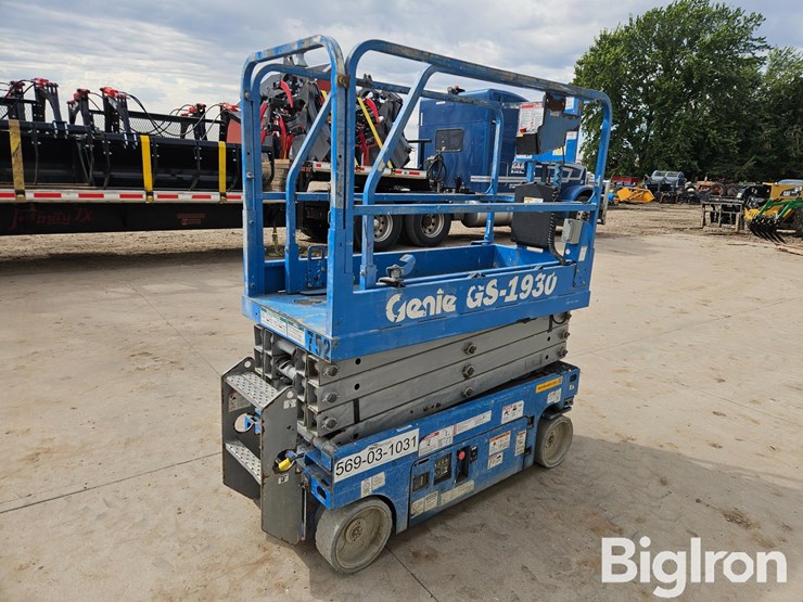 2016-genie-gs1930-image-6