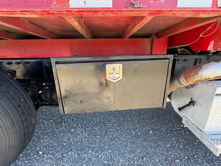 #29386-•-peterbilt-quad-axle-flatbed-truck-image-31