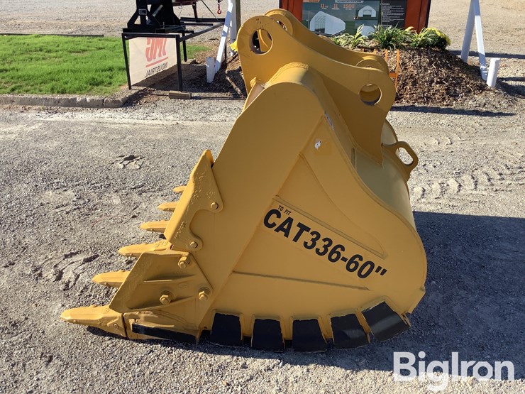 2024-caterpillar-336-image-8
