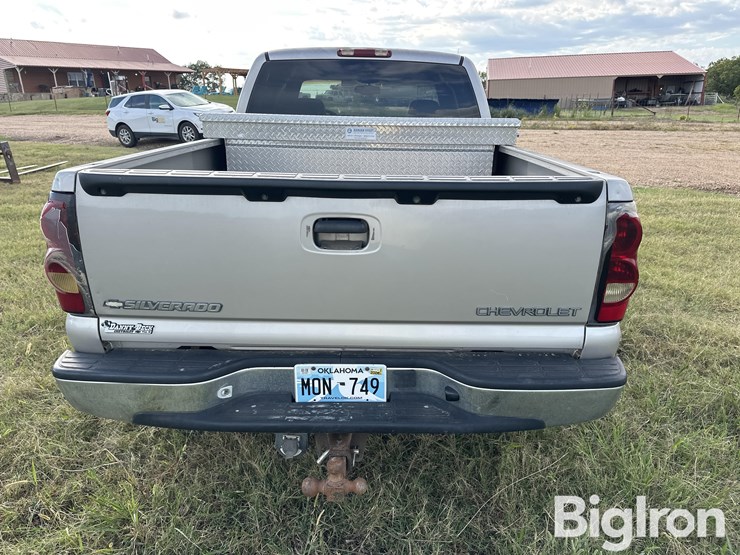 2005-chevrolet-silverado-1500-image-6