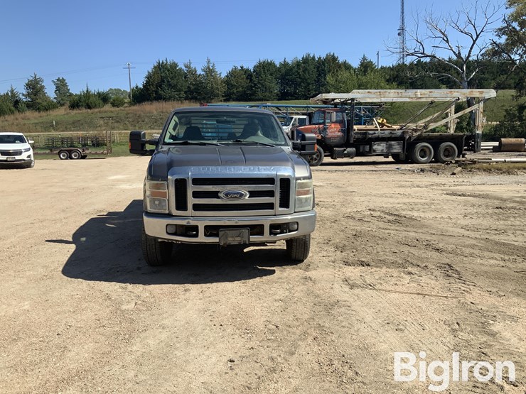 2008-ford-f250-xlt-image-2