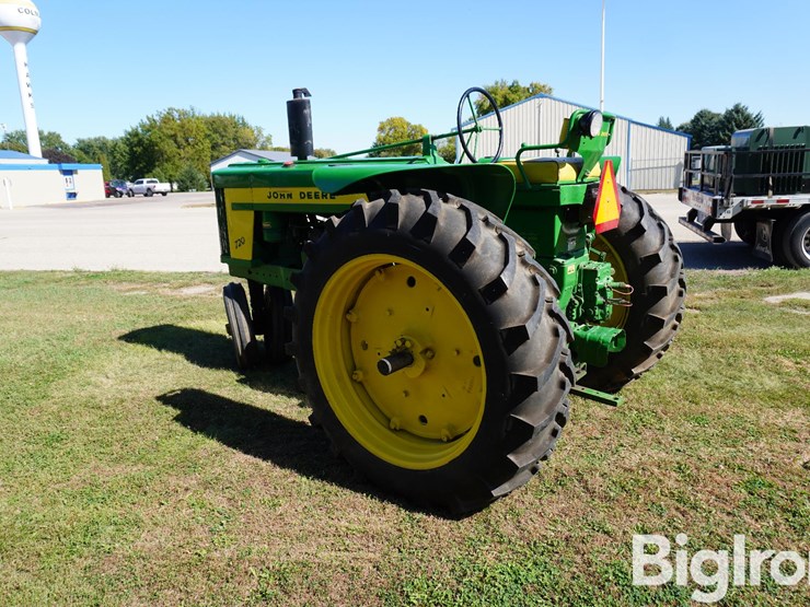1957-john-deere-720-image-7