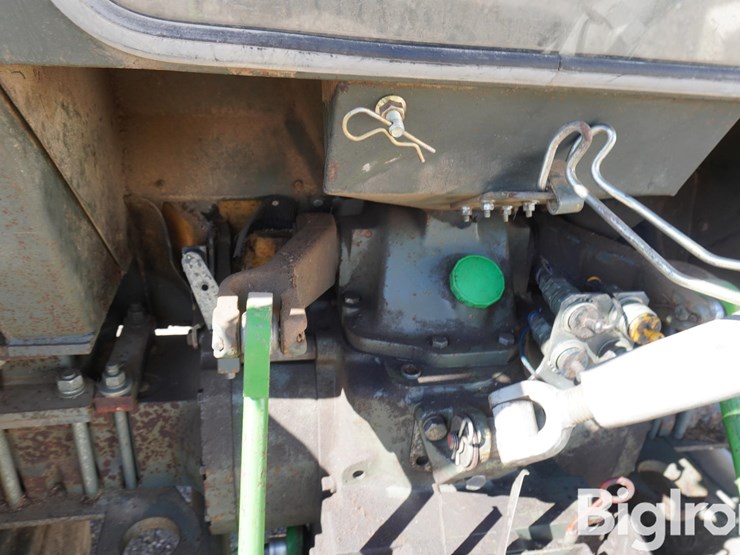1990-john-deere-2555-image-15