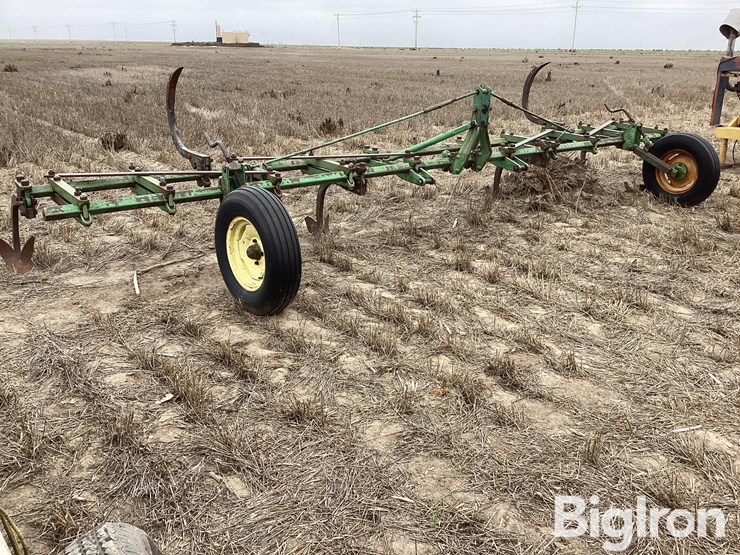 john-deere-20-image-3