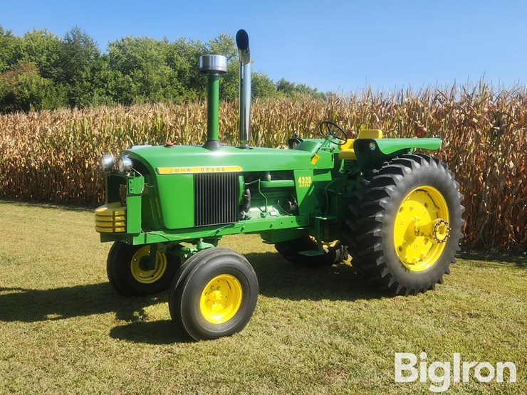 1973-john-deere-4320-image-1