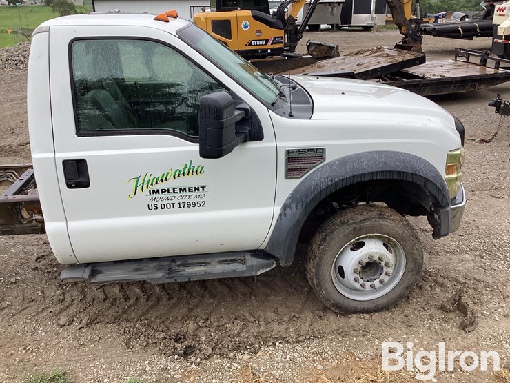 2008-ford-f550-xl-image-16