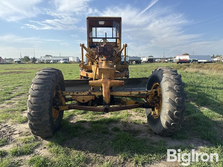 caterpillar-12-image-2