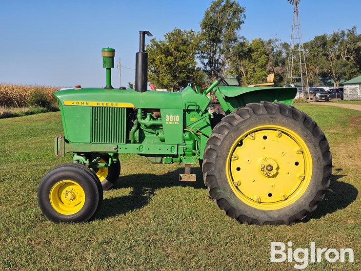 1961-john-deere-3010-image-8