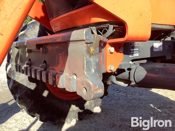 2014-kubota-m108s-image-14