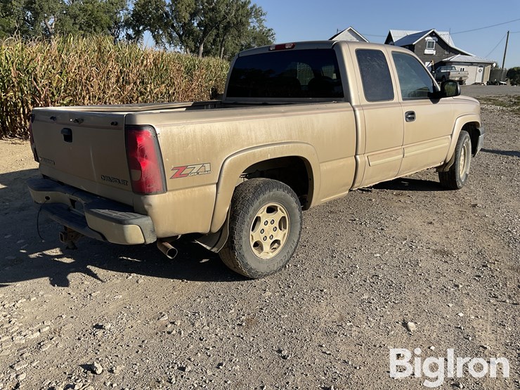 2004-chevrolet-silverado-1500-image-5
