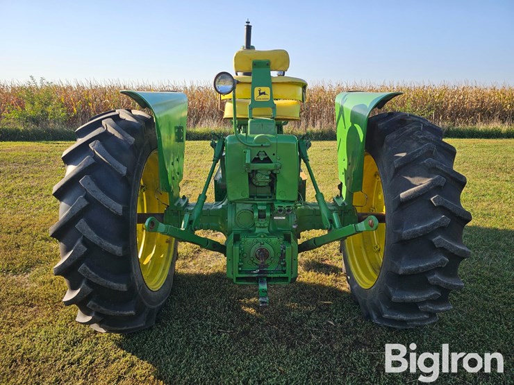 1961-john-deere-3010-image-6