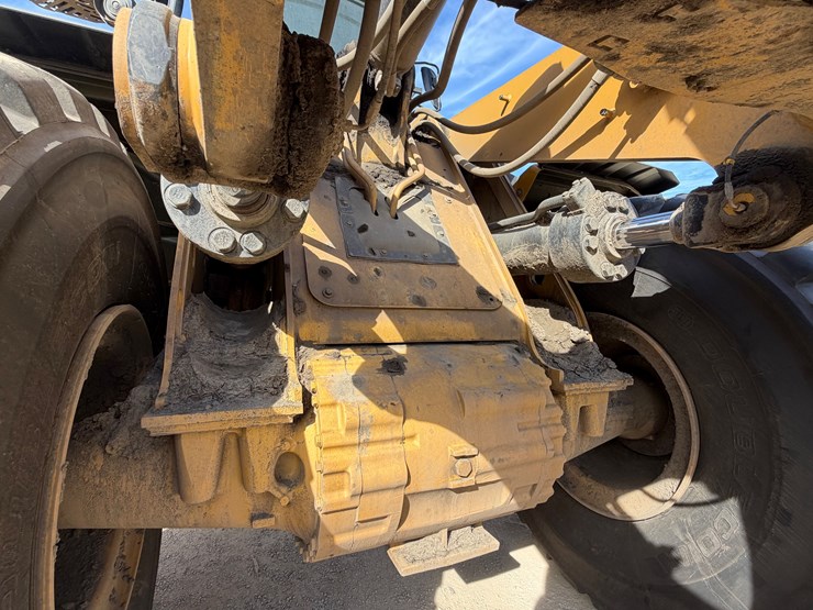 caterpillar-966m-image-32