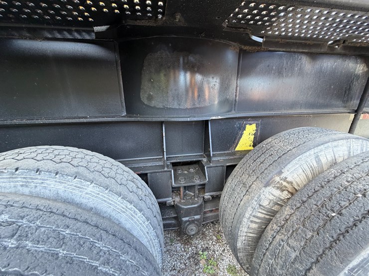 caterpillar-559c-image-37