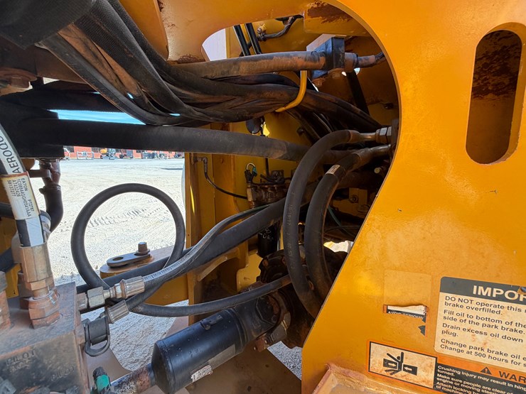 deere-724k-image-24