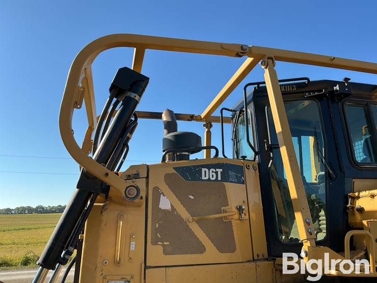 2013-caterpillar-d6t-xl-image-15