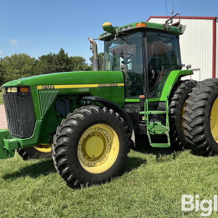 1997 JOHN DEERE 8100