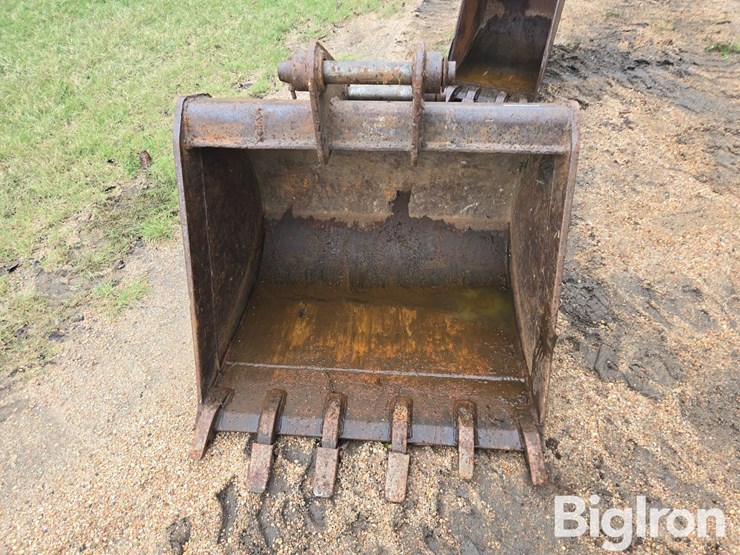 jcb-215s-image-2