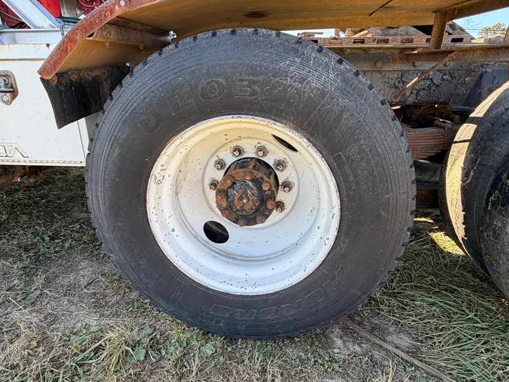 ford-l9000-image-9