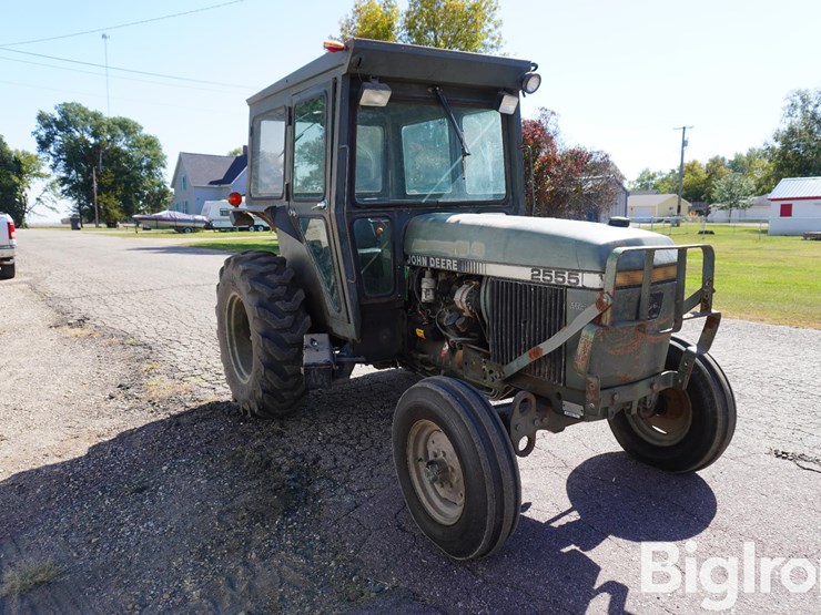 1990-john-deere-2555-image-3