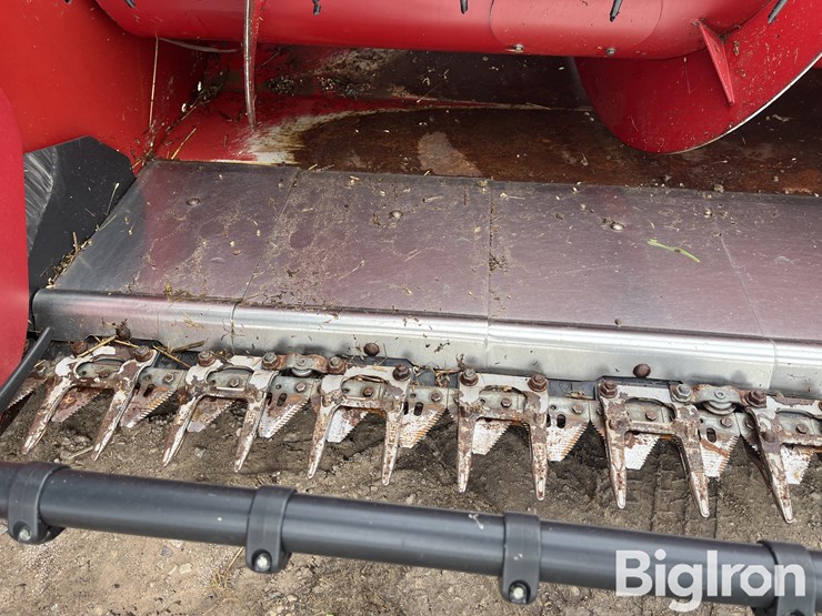 2012-case-ih-3020-image-17