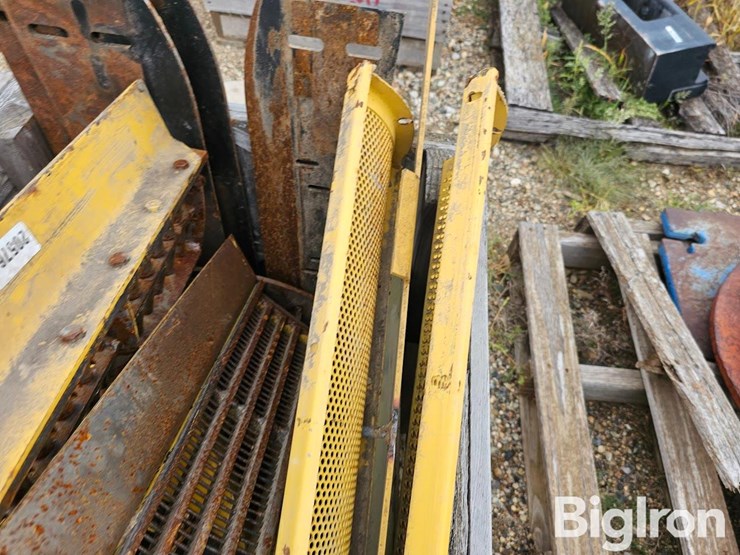 new-holland-tr85-image-12