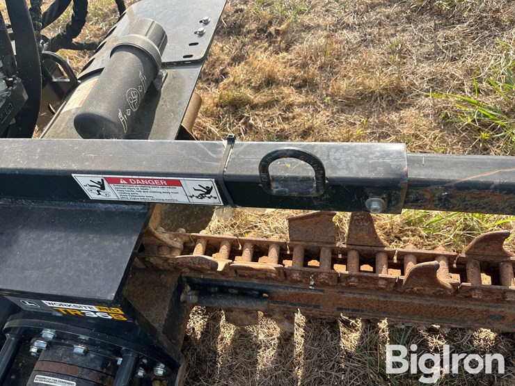 2019-john-deere-27-image-14