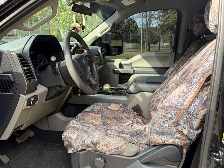 ford-f250-xlt-image-11