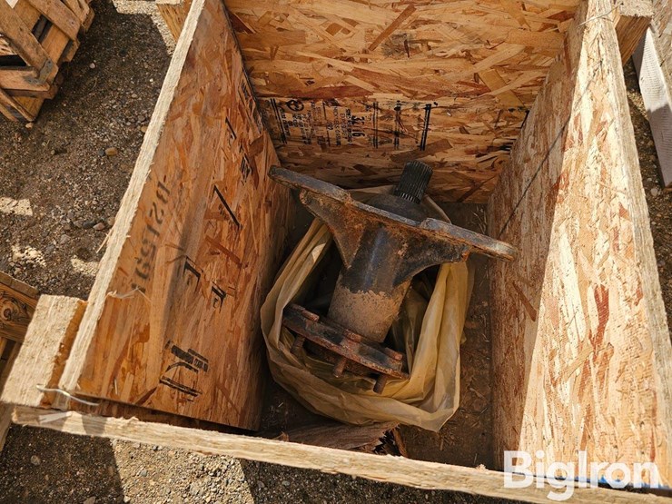new-holland-200-image-2