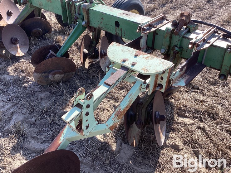 john-deere-30-image-12