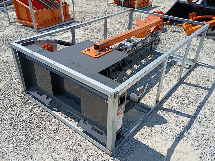 #l39-062-•-wolverine-trencher-skid-steer-attachment-image-8