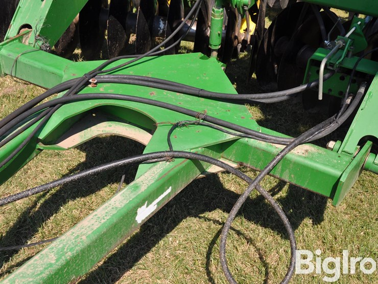 john-deere-637-image-15