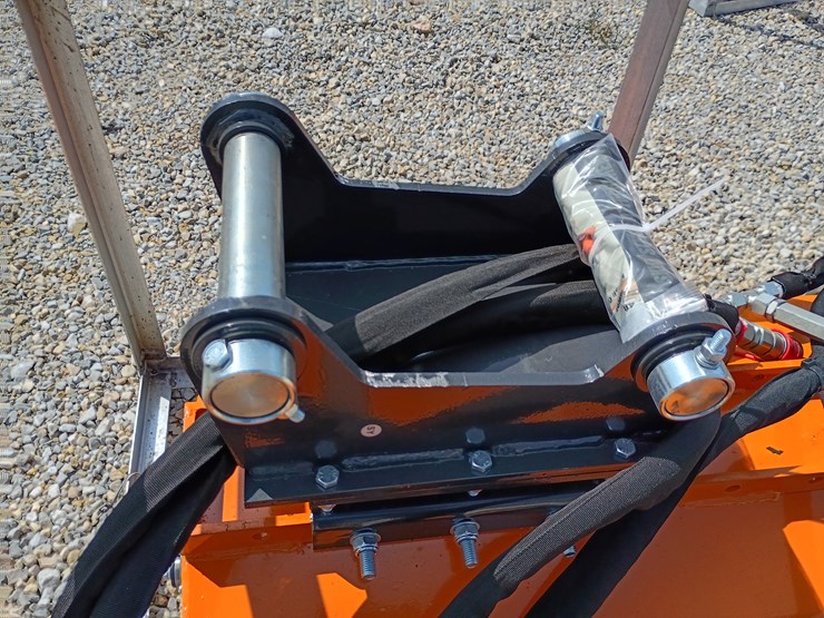 #l39-006-•-wolverine-48"-frail-mower-excavator-attachment-(8t)-image-9