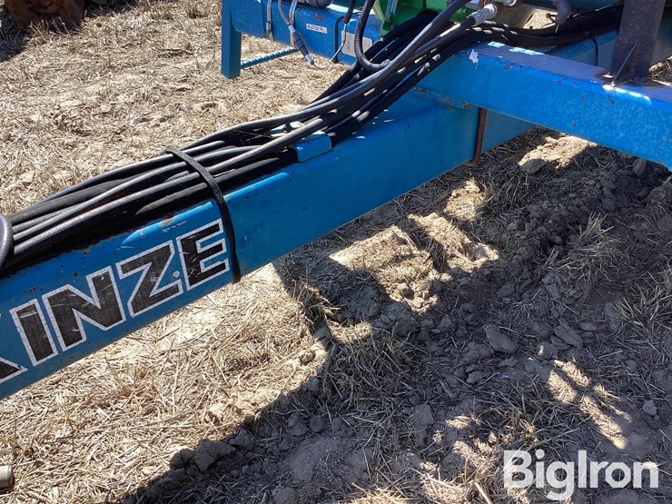 kinze-900-image-14