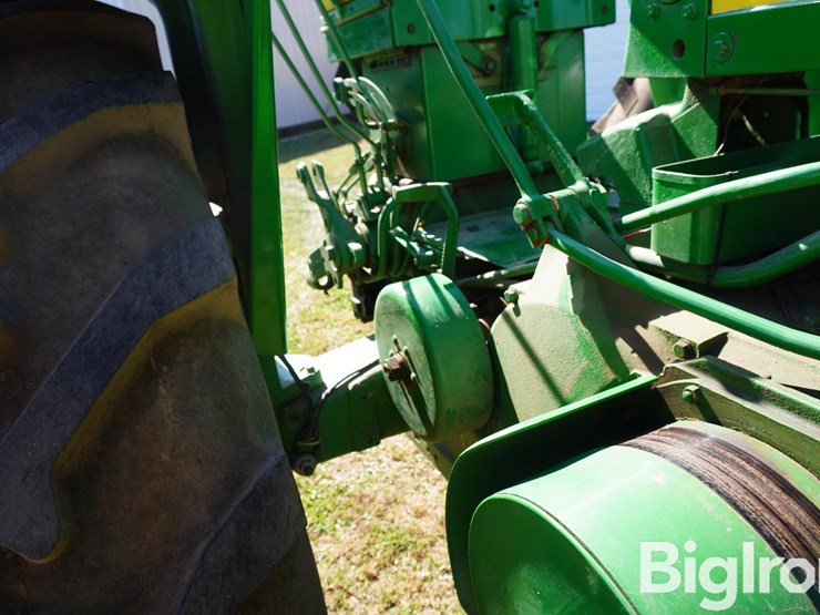 1957-john-deere-720-image-19