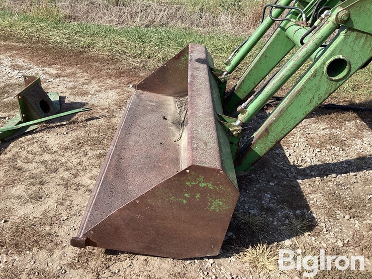 john-deere-158-image-10