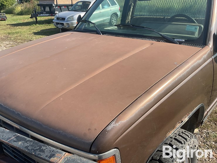 1988-chevrolet-k2500-image-10
